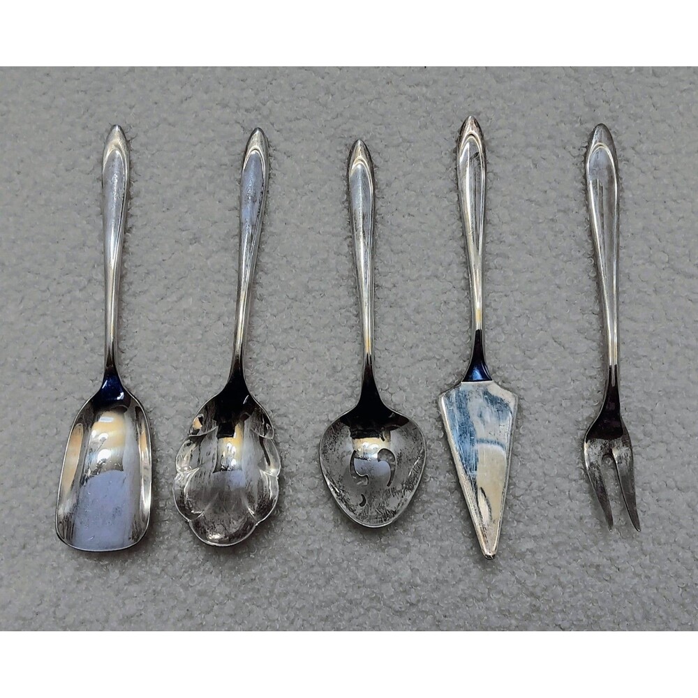 Meriden Silverplate Co "First Lady" Pattern Hostess Hors D’Oeuvres Set of 5